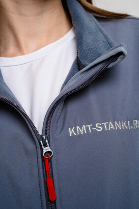 Жилет с логотипом KMT stanki - фото 4 - превью