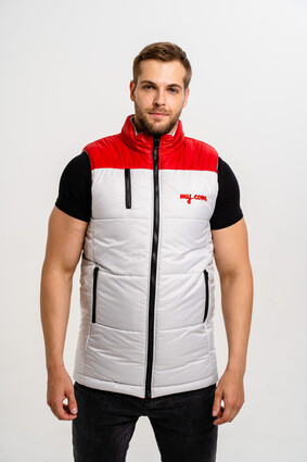Жилет с логотипом my.com - фото 3 - превью