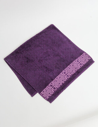 Фиолетовое полотенце - фото 0 - превью