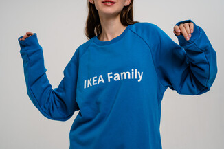 Свитшот с логотипом Ikea Family - фото 4 - превью